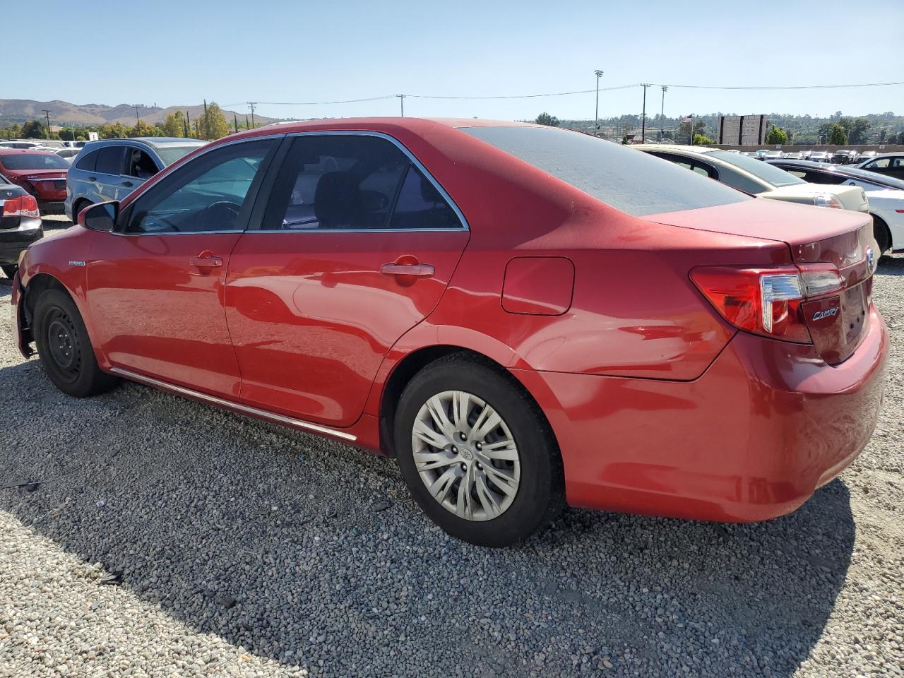 2013 Toyota Camry Hybrid - Image 2