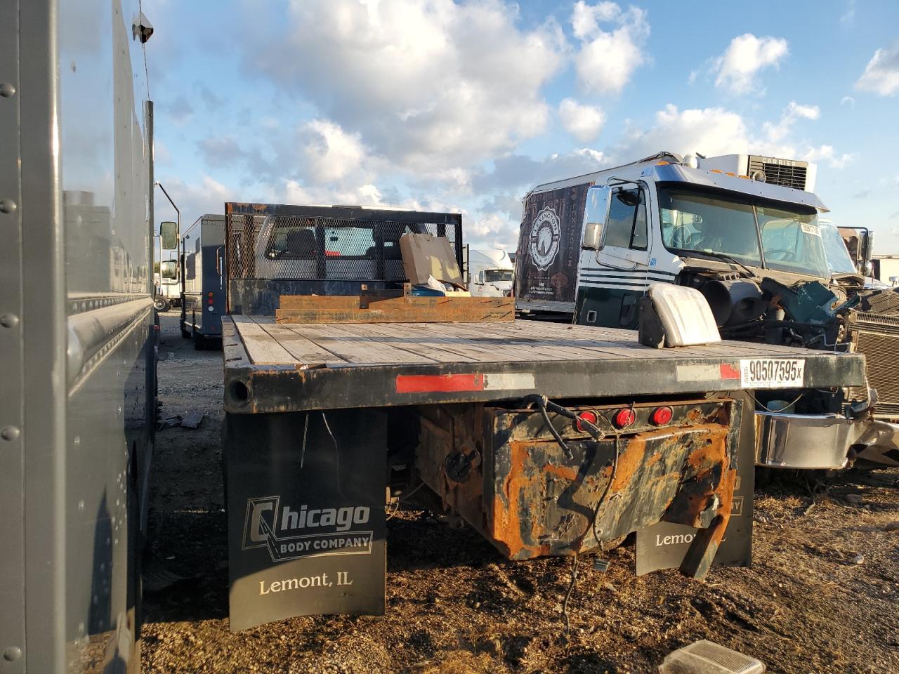 2016 Ford F-450 Super Duty Flatbed Truck - Фото 2