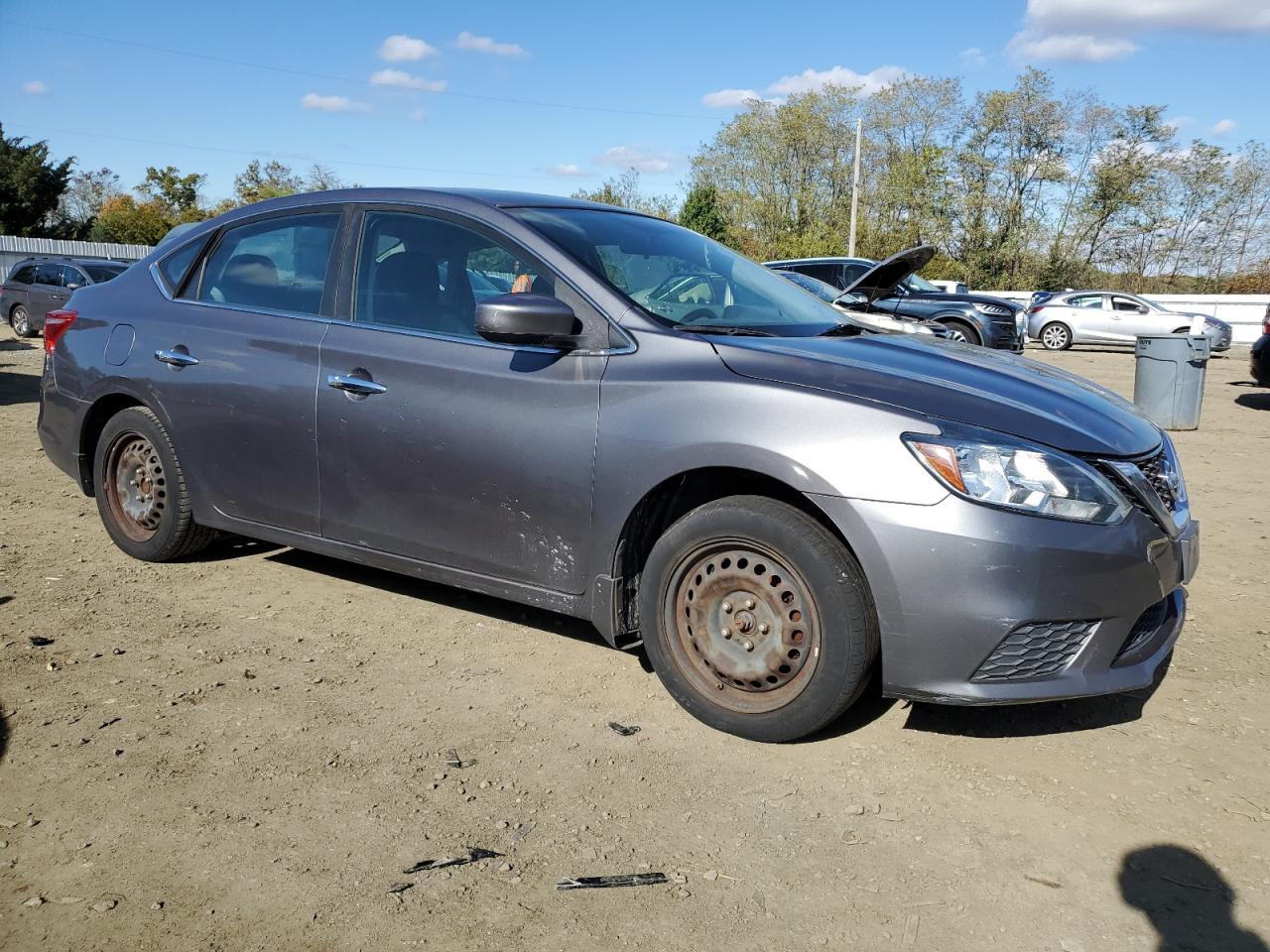 2016 Nissan Sentra S - Фото 4