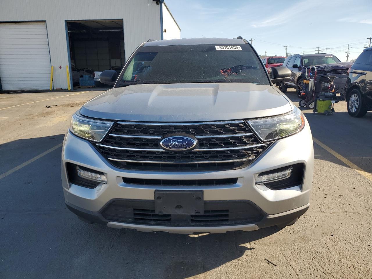 2020 Ford Explorer Xlt - Image 5