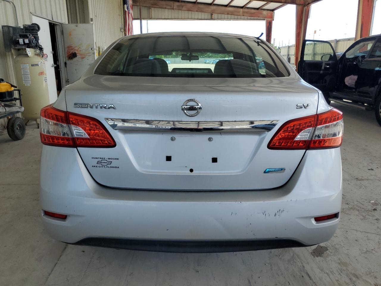 2013 Nissan Sentra S - Image 6