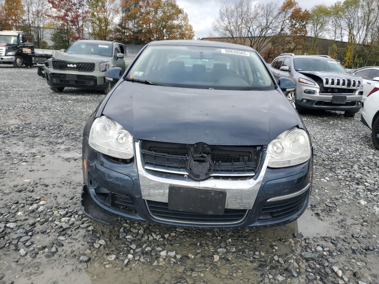 2010 Volkswagen Jetta Limited - Image 5