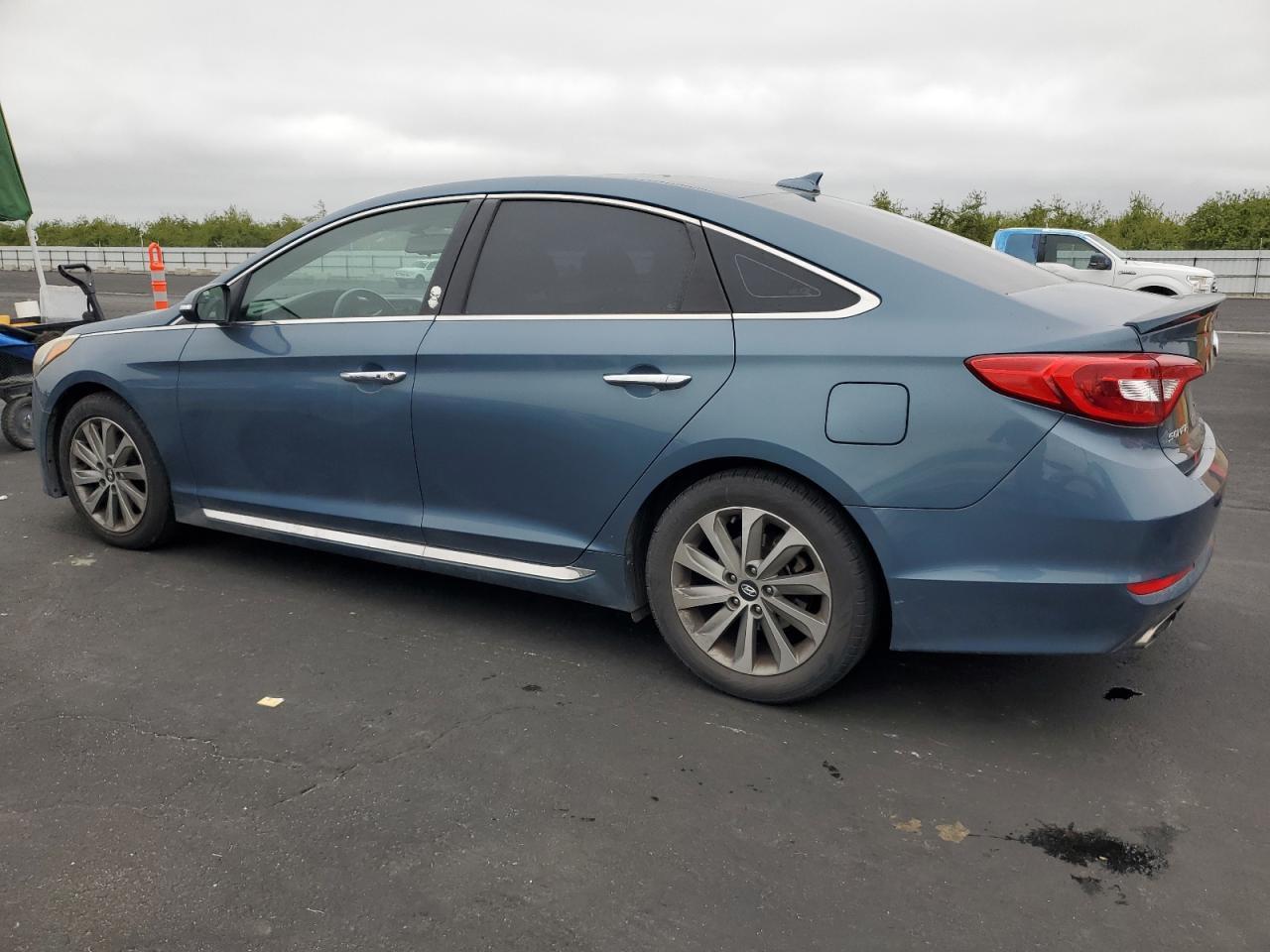 2017 Hyundai Sonata Sport - Фото 2