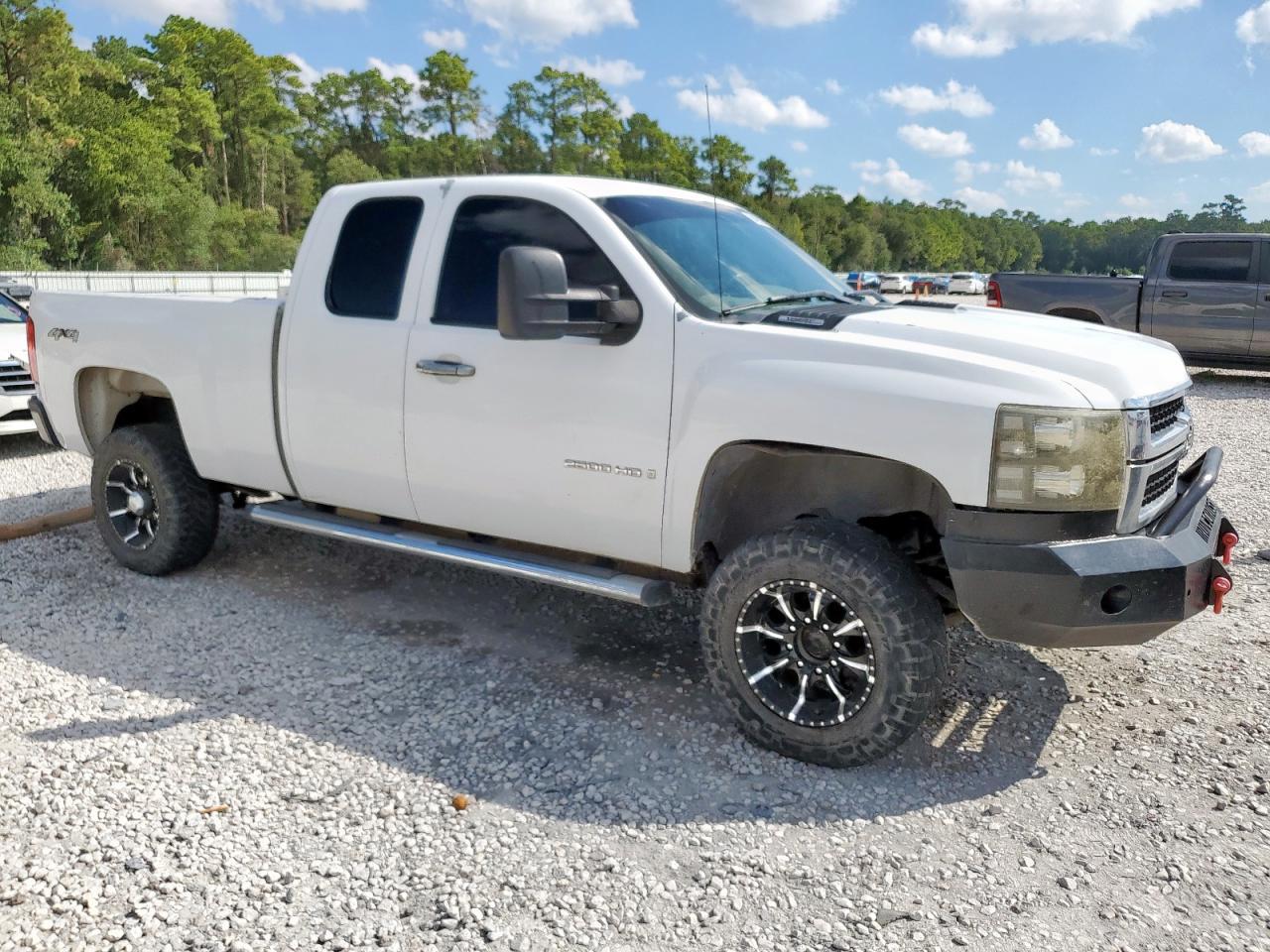 2007 Chevrolet Silverado K2500 Heavy Duty - Фото 4