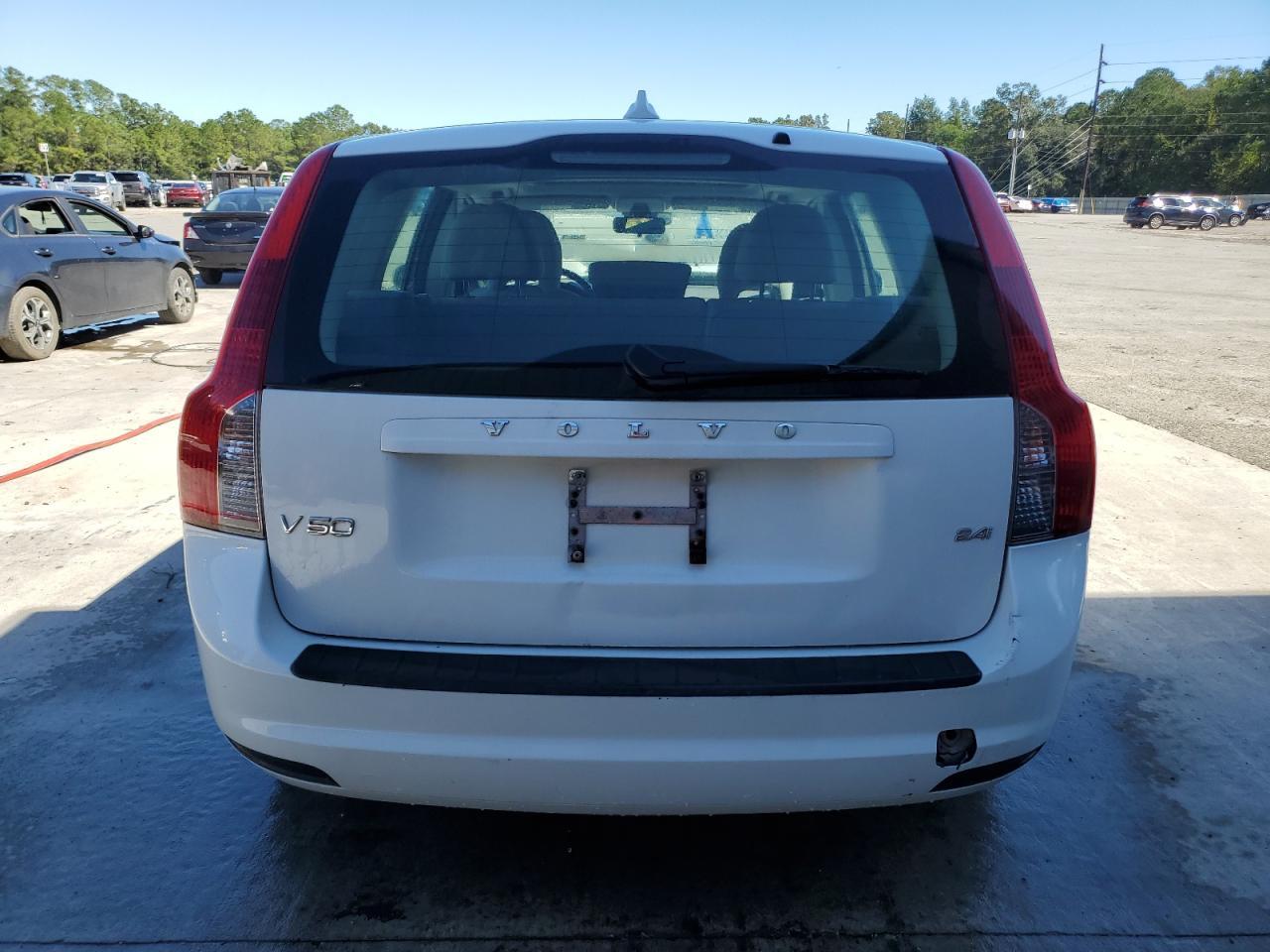 2009 Volvo V50 2.4I - Фото 6