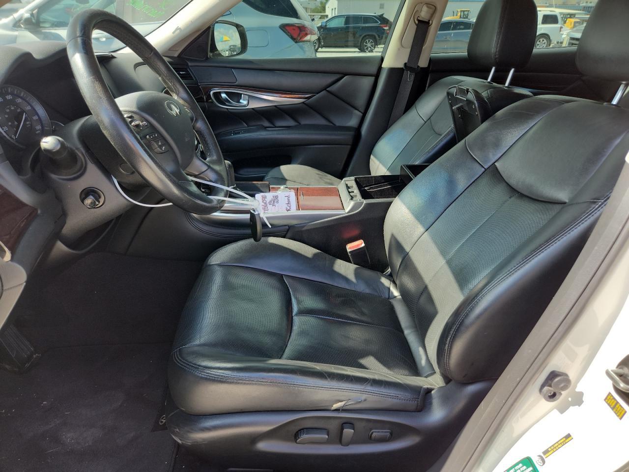 2016 Infiniti Q70L 3.7 - Фото 7