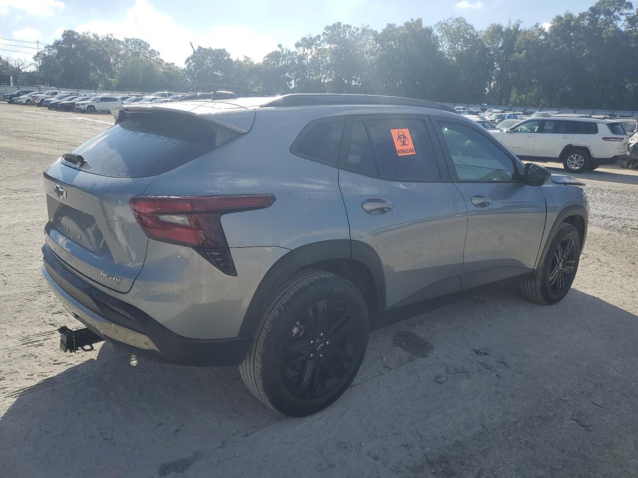 2025 Chevrolet Trax Activ - Фото 3