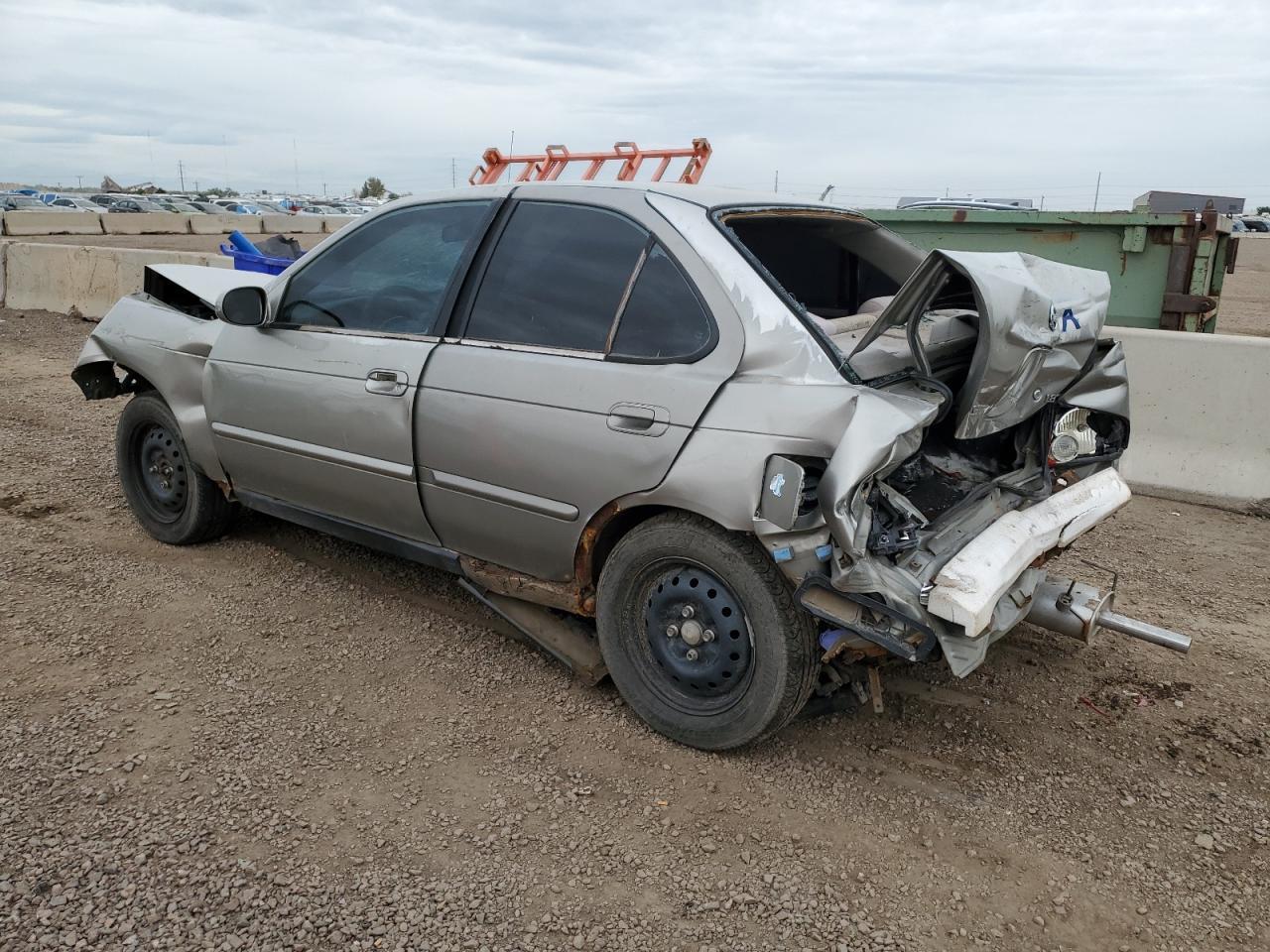 2004 Nissan Sentra 1.8 - Фото 2
