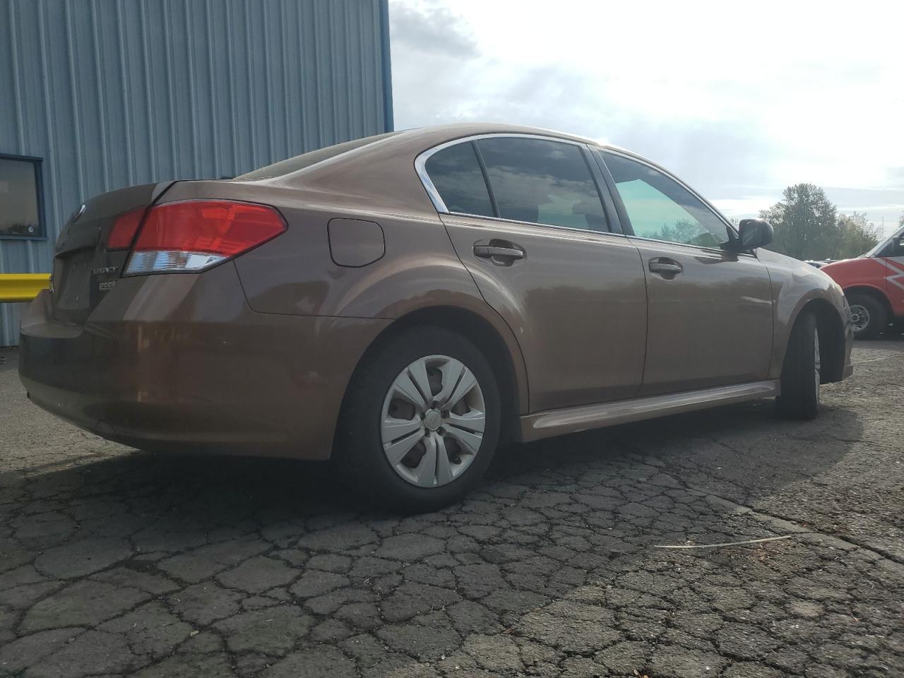 2011 Subaru Legacy 2.5I - Image 3
