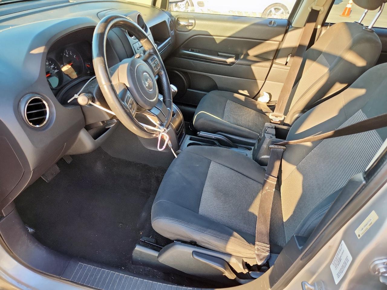 2011 Jeep Compass Sport - Image 7