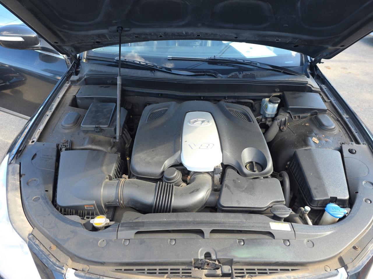 2010 Hyundai Genesis 4.6L - Фото 7