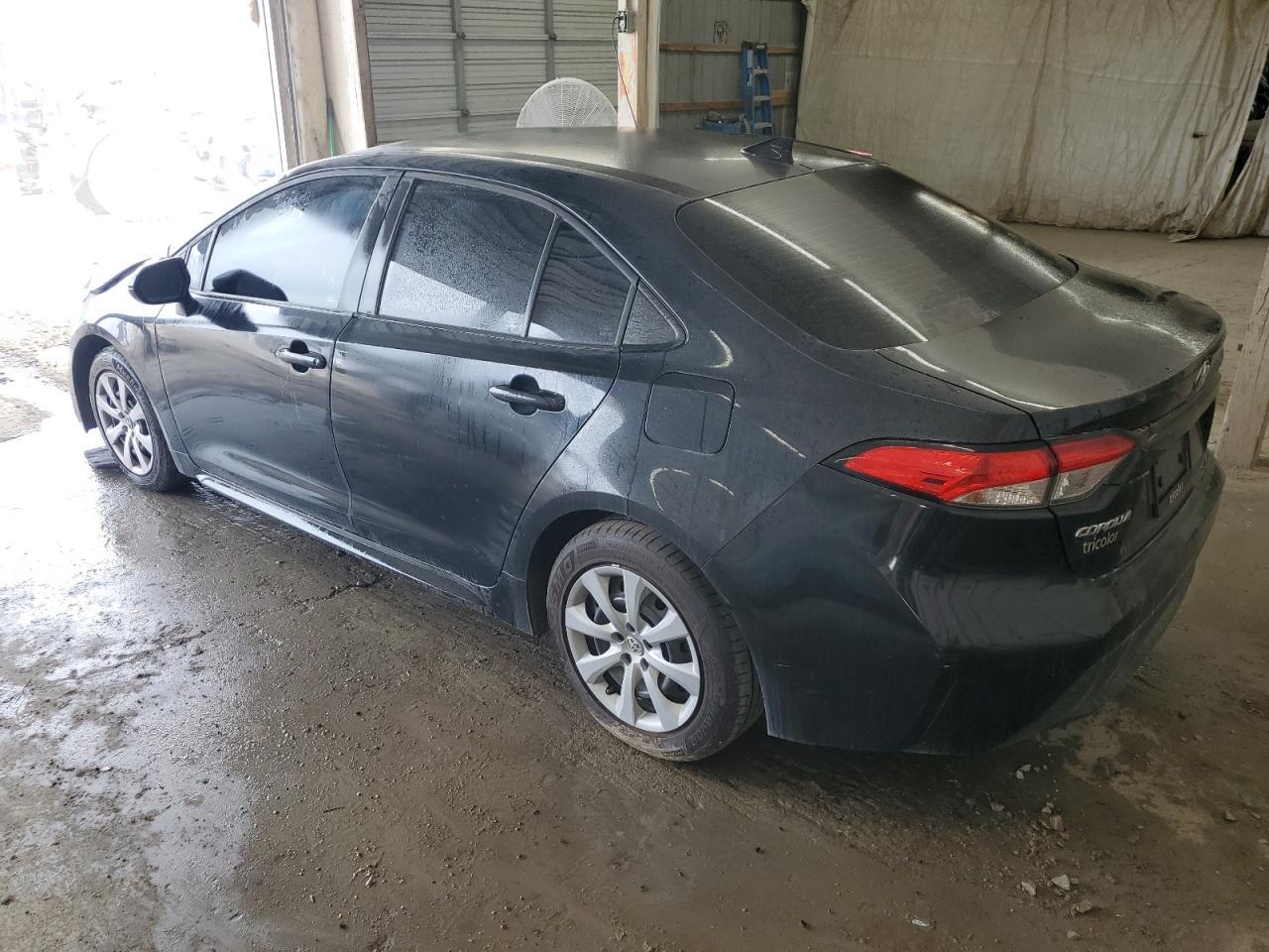 2021 Toyota Corolla Le - Фото 4