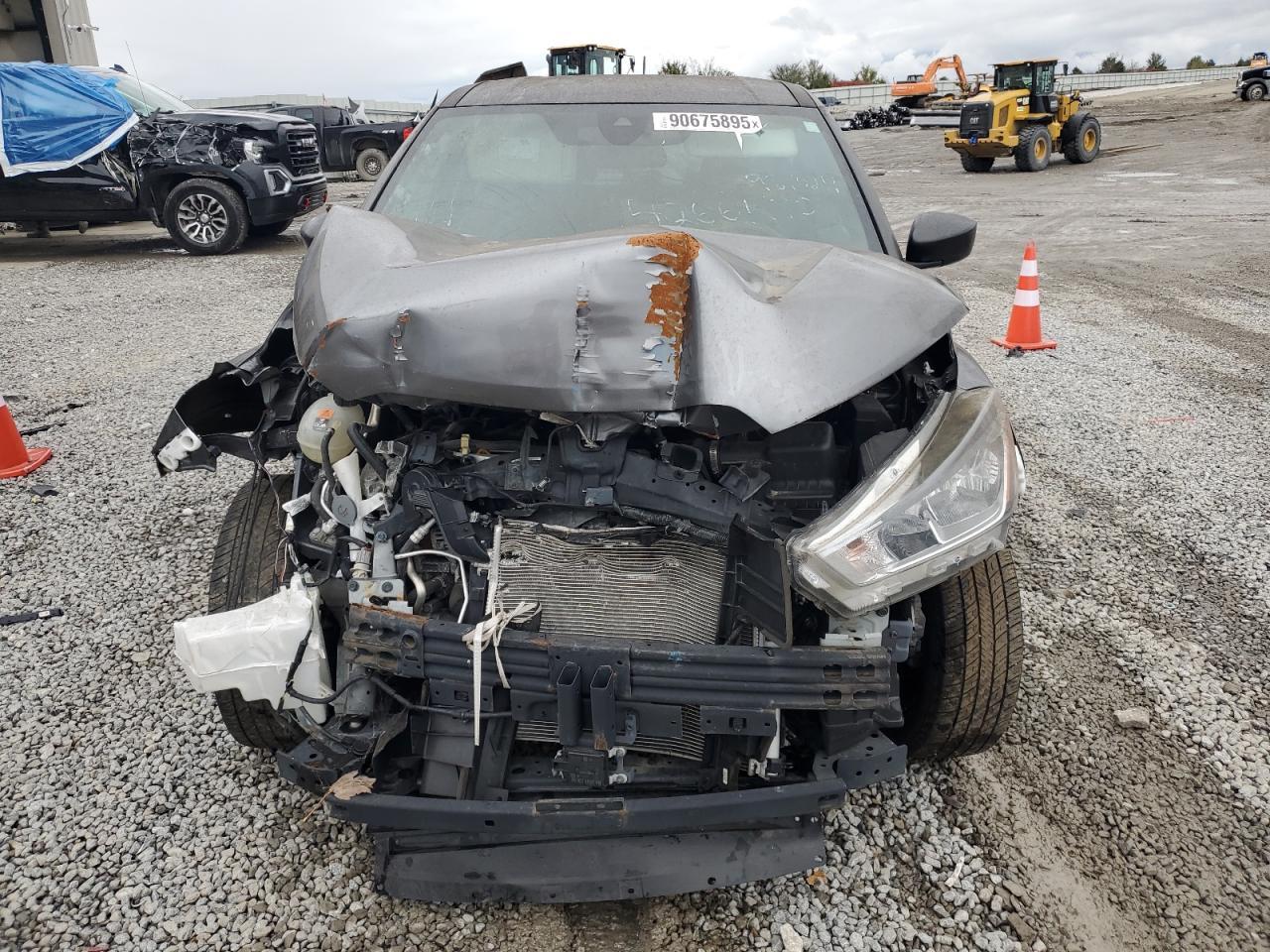 2020 Nissan Kicks S - Фото 5