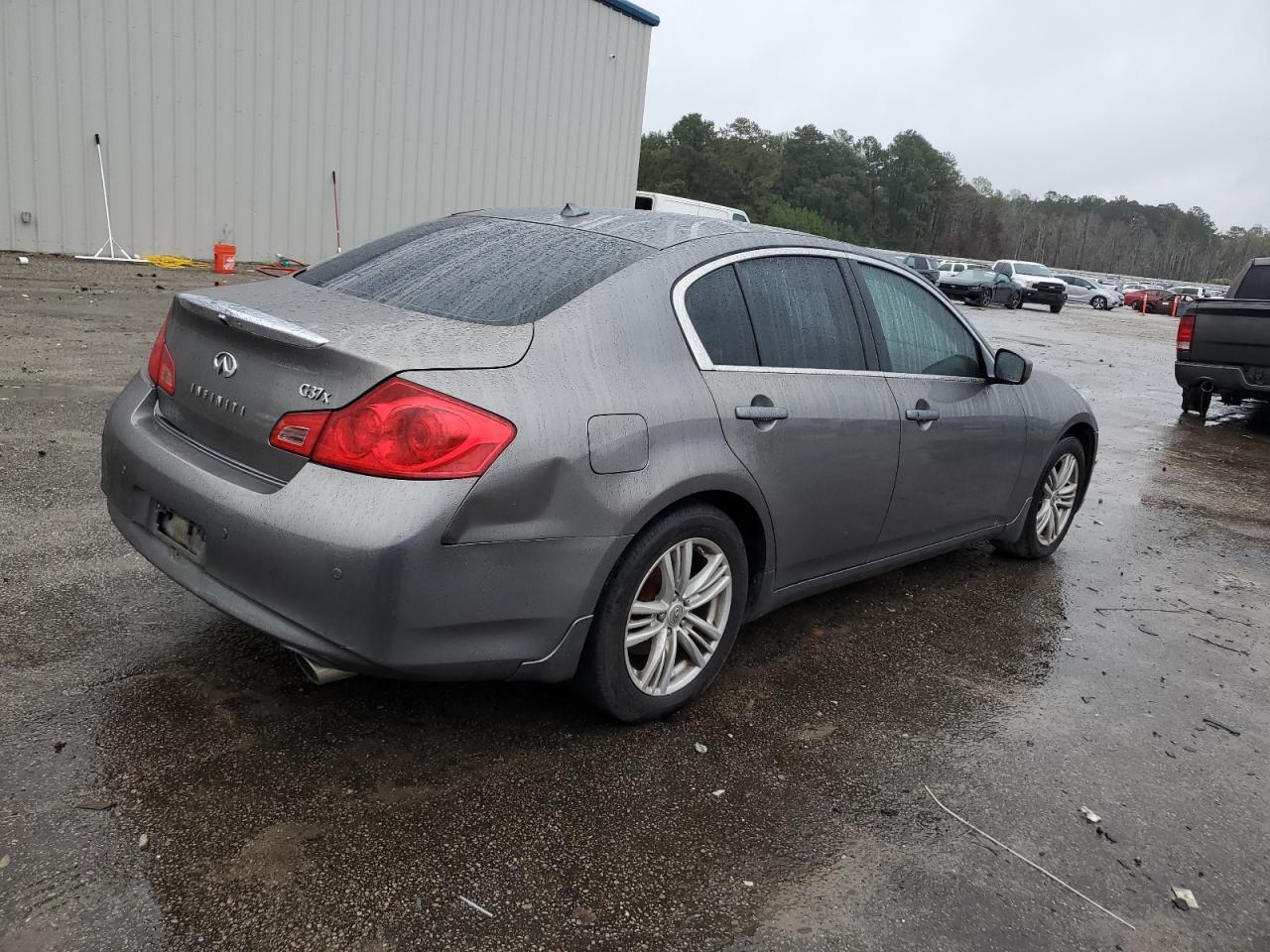 2013 Infiniti G37 - Фото 3
