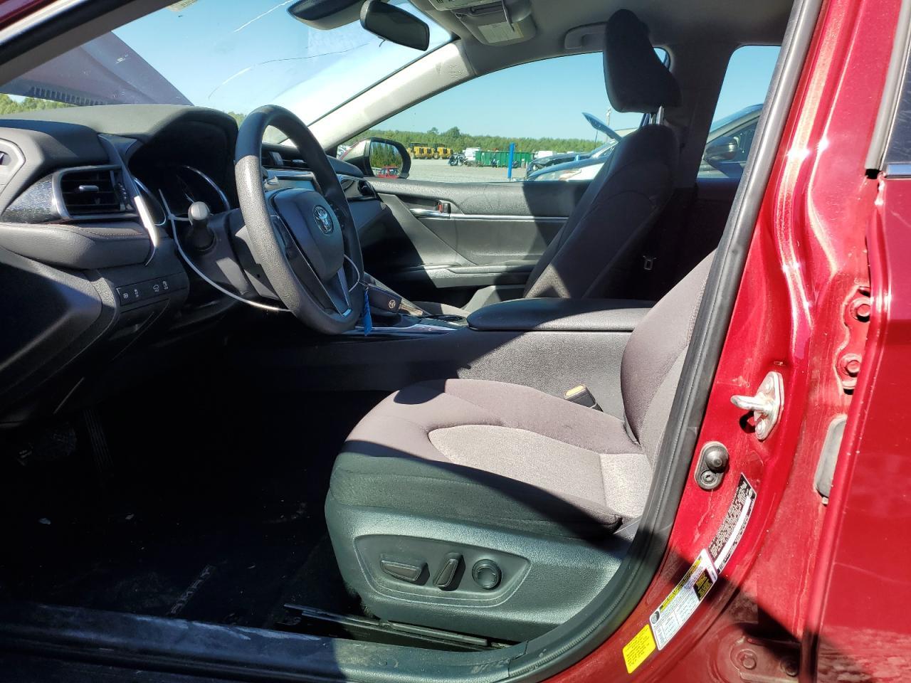 2020 Toyota Camry Le - Image 7