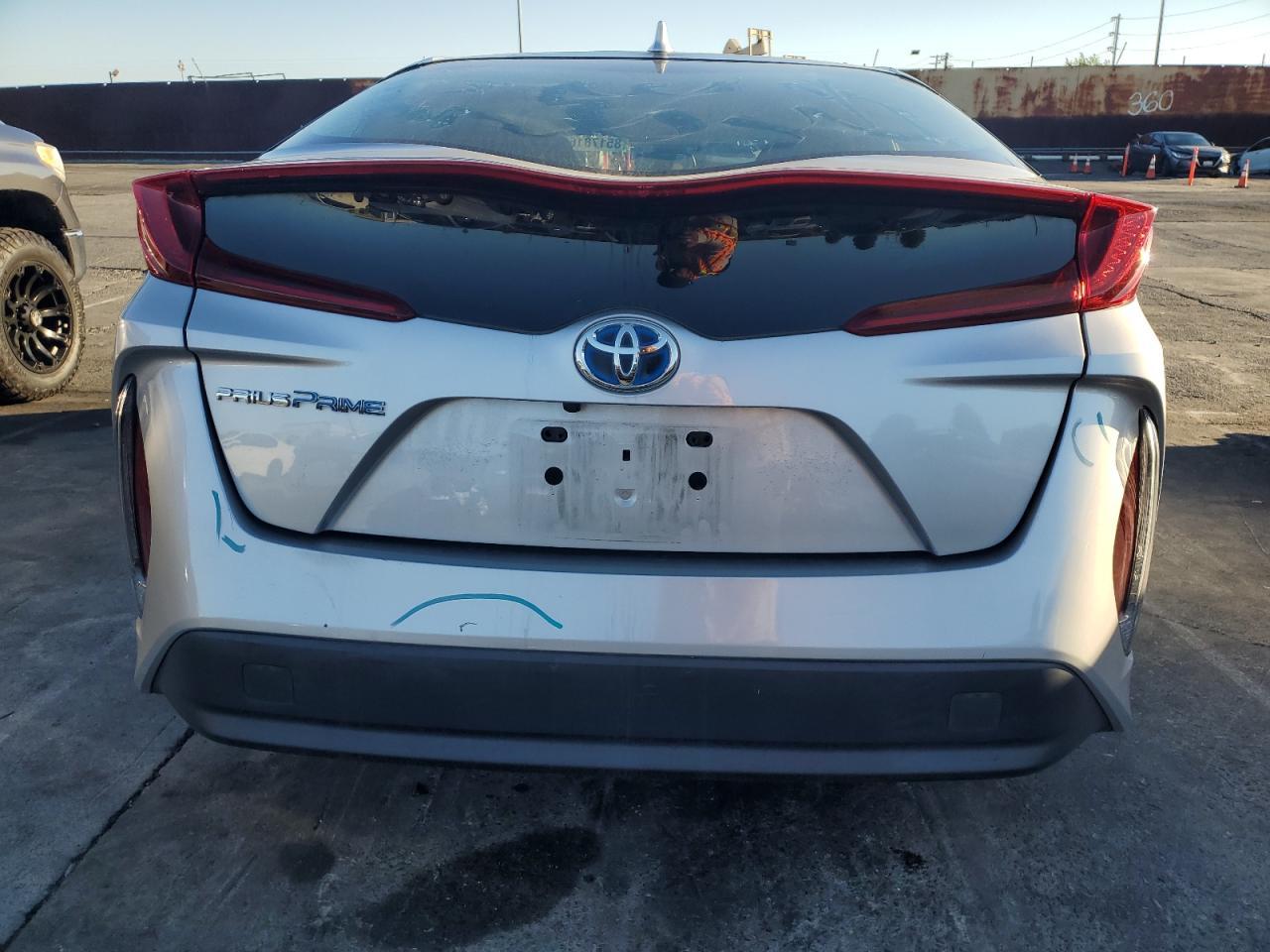 2017 Toyota Prius Prime - Image 6