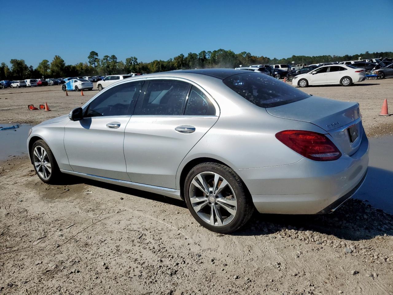 2015 Mercedes-Benz C 300 4Matic - Фото 2