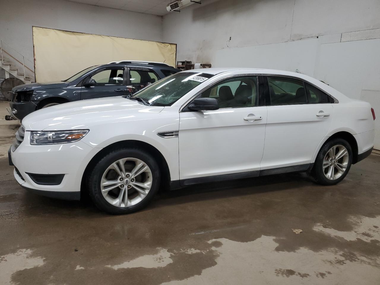 2018 Ford Taurus Se