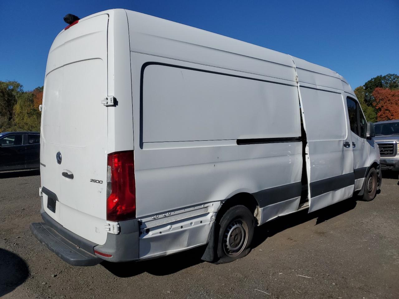 2021 Mercedes-Benz Sprinter 2500 - Image 3