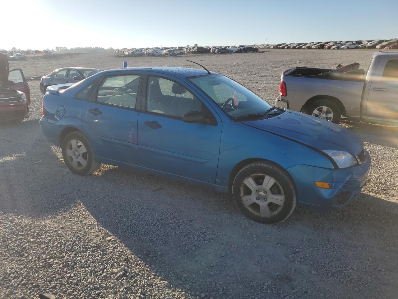 2007 Ford Focus Zx4 - Image 4