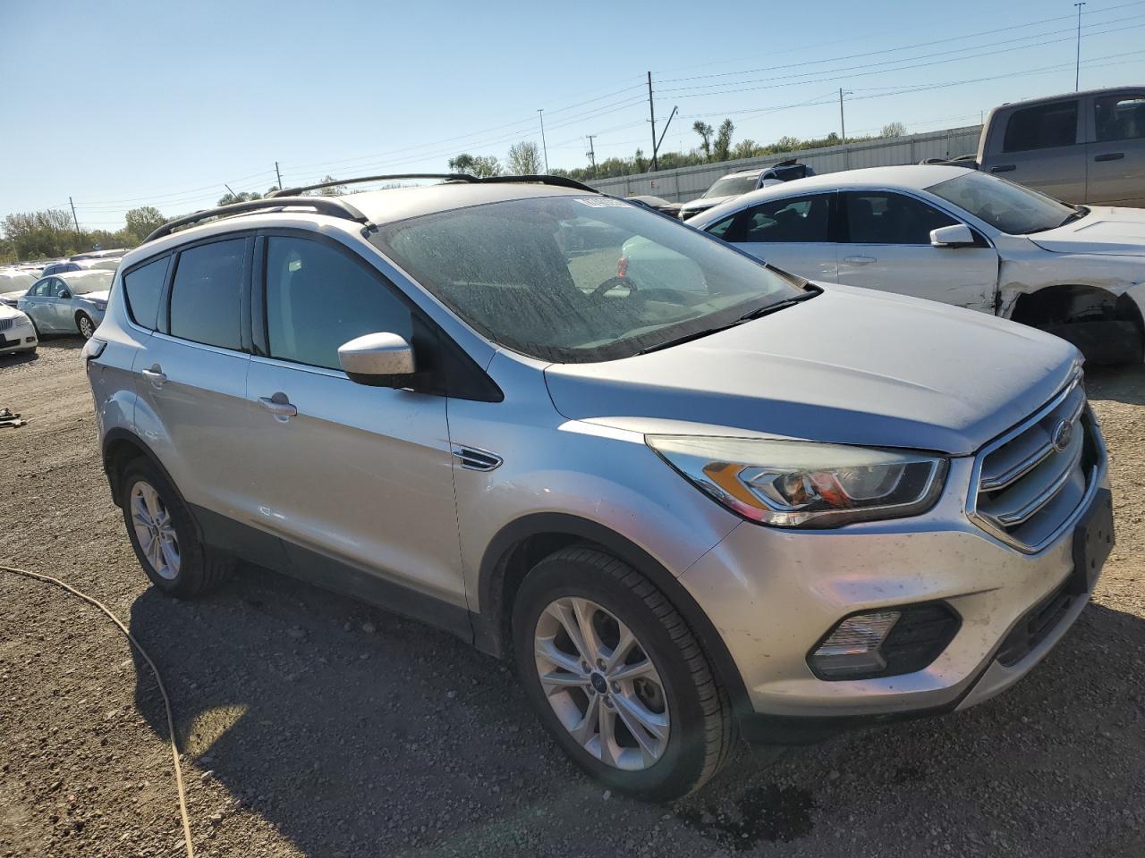 2017 Ford Escape Se - Фото 4