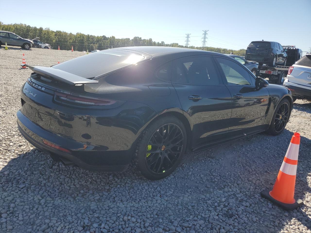 2018 Porsche Panamera Turbo S E-Hybrid - Image 3