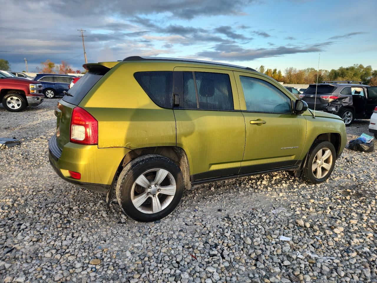 2012 Jeep Compass - Фото 3