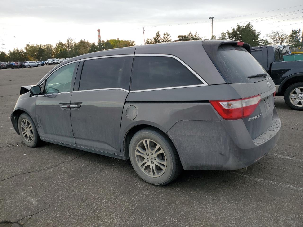 2011 Honda Odyssey Exl - Фото 2