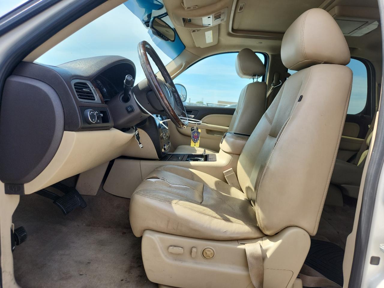 2011 GMC Yukon Denali - Фото 7