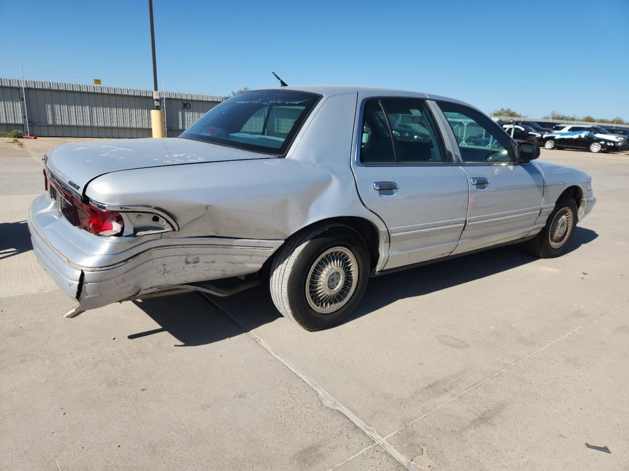 1997 Mercury Grand Marquis Gs - Фото 3