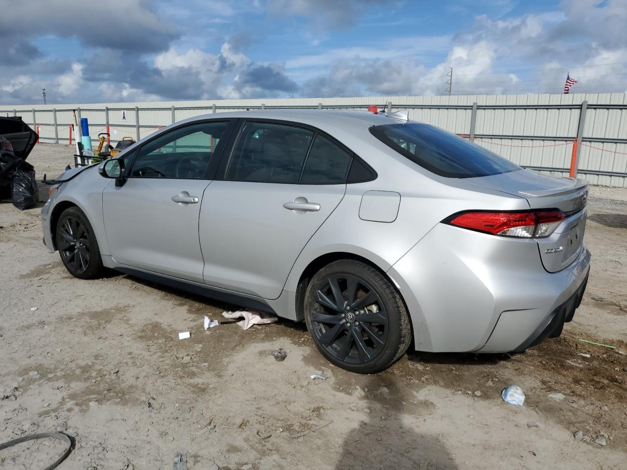 2024 Toyota Corolla Se - Фото 2