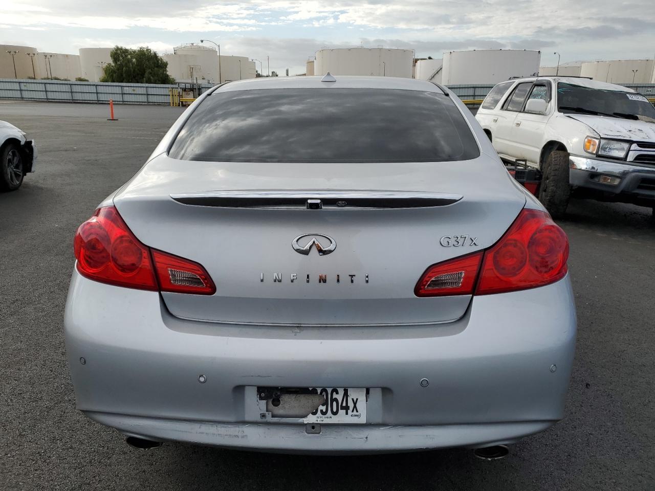 2013 Infiniti G37 - Image 6