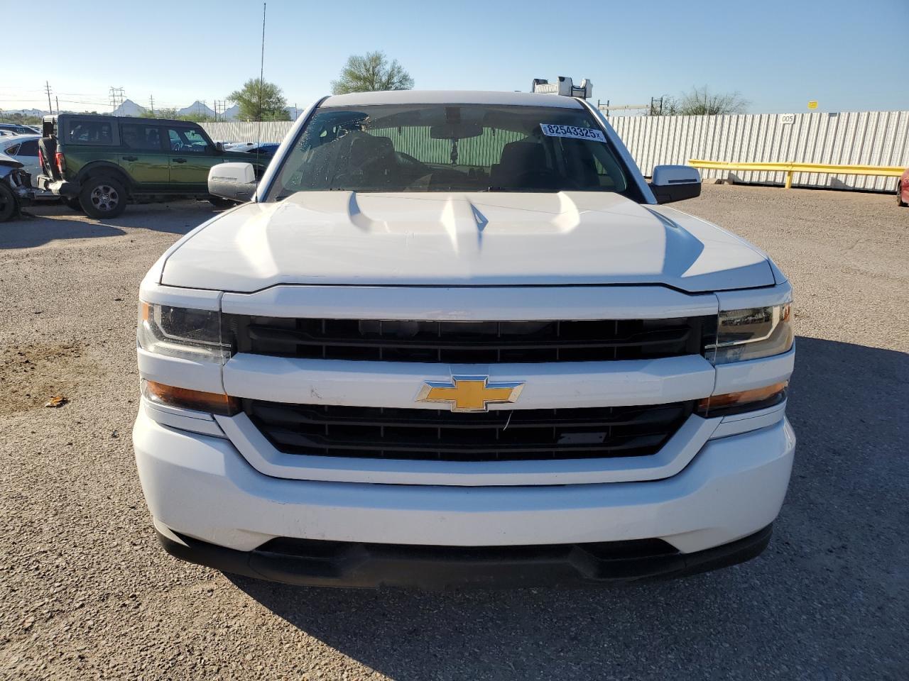 2016 Chevrolet Silverado K1500 - Фото 5