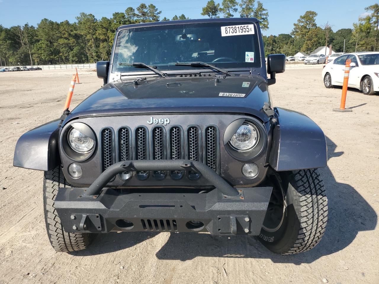 2017 Jeep Wrangler Unlimited Sahara - Фото 5