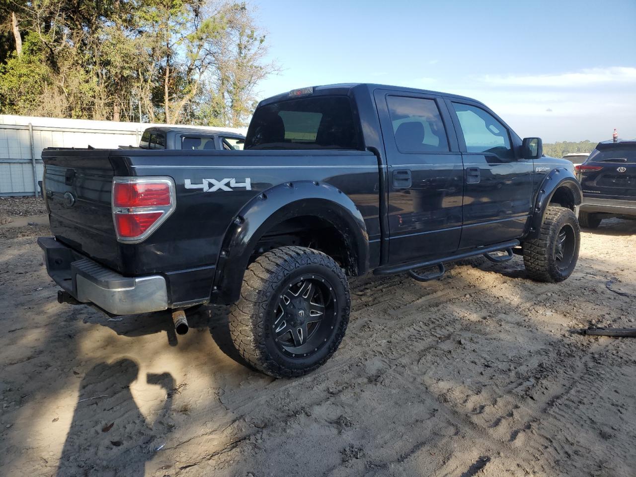 2010 Ford F150 Supercrew - Фото 3