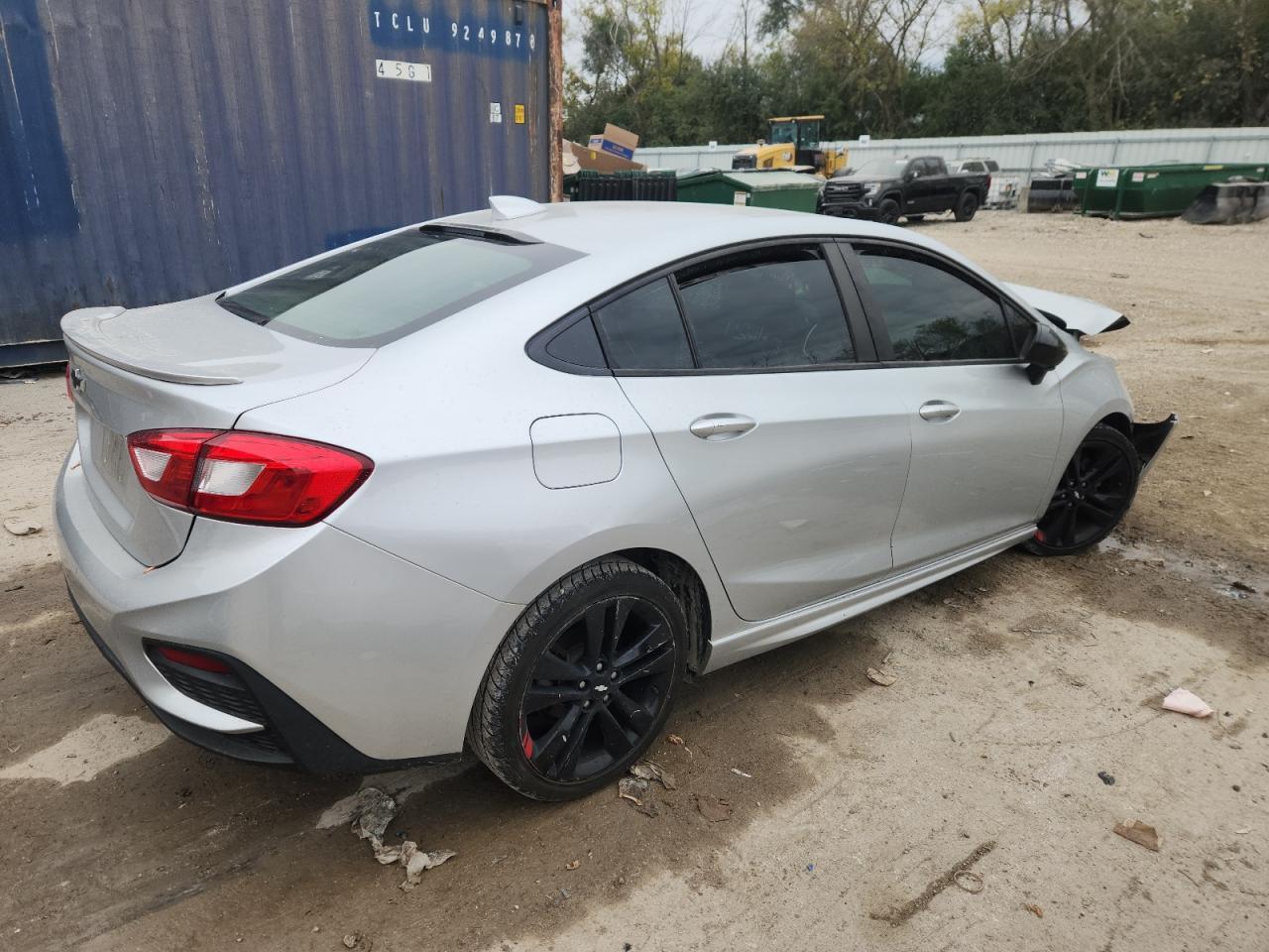 2018 Chevrolet Cruze Lt - Фото 3