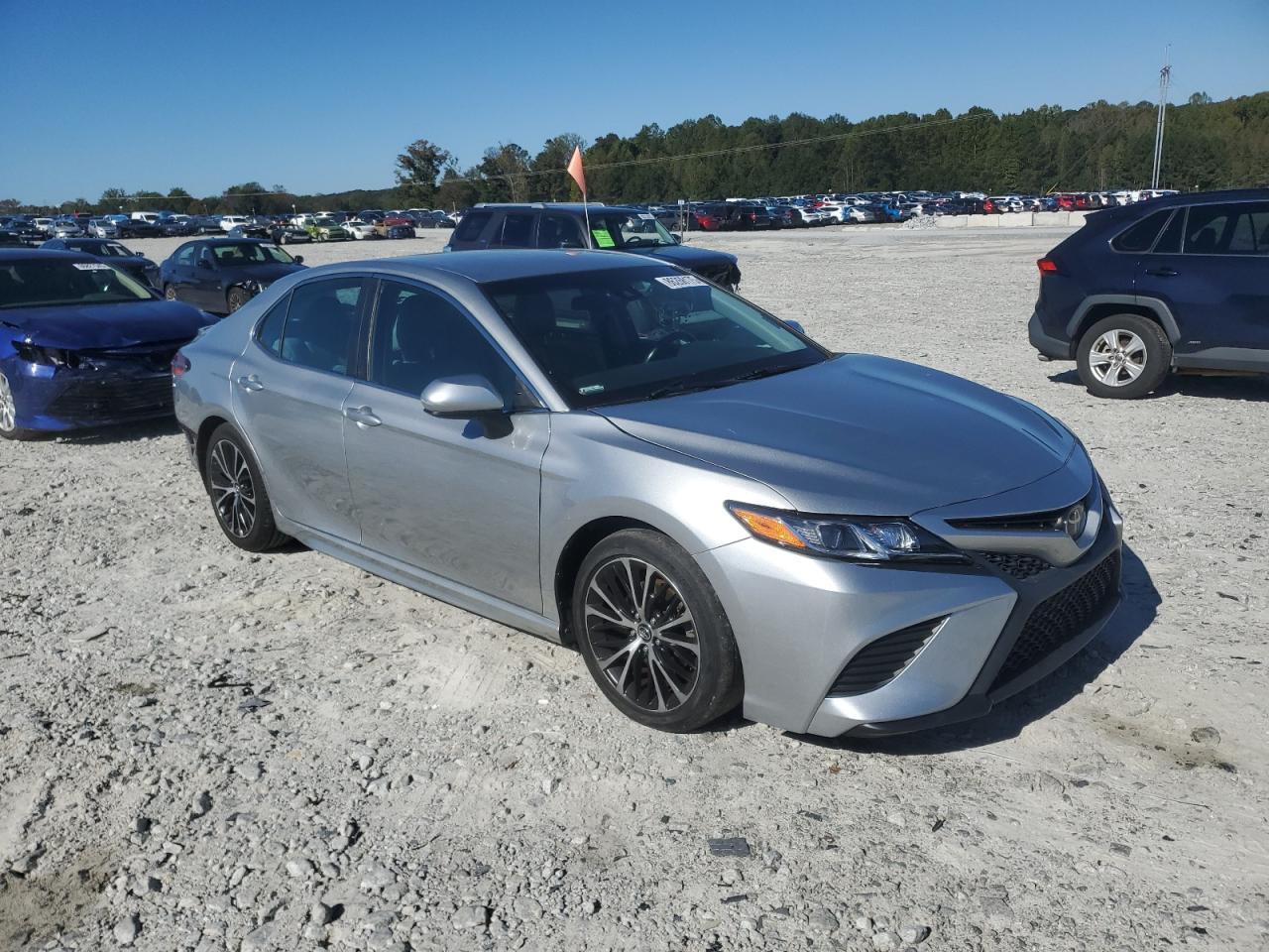 2018 Toyota Camry L - Image 4