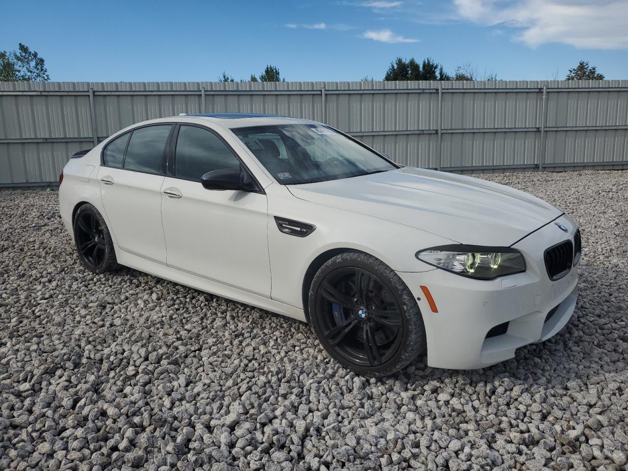 2013 BMW M5 - Фото 4