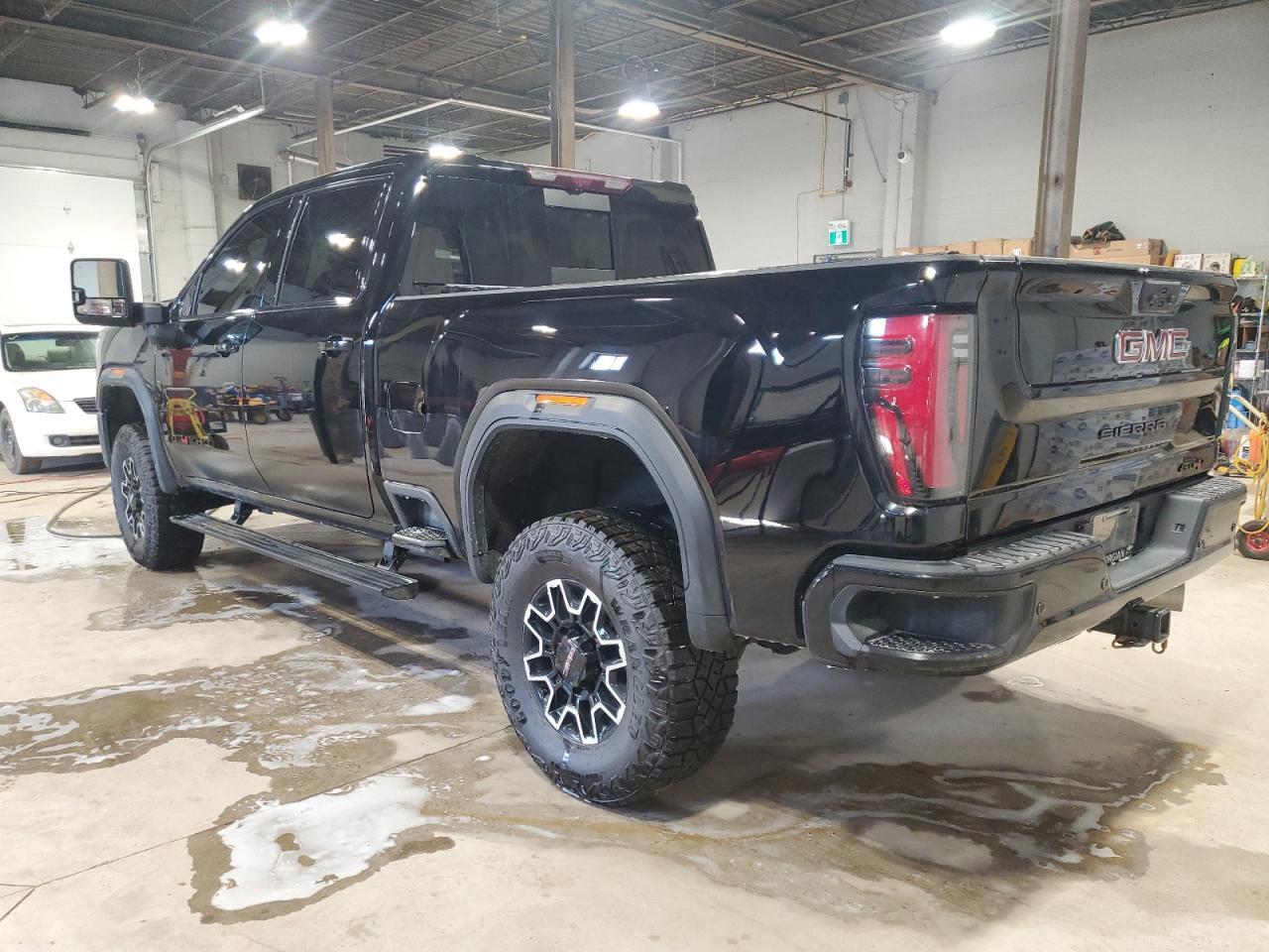 2025 GMC Sierra K2500 At4X - Image 2