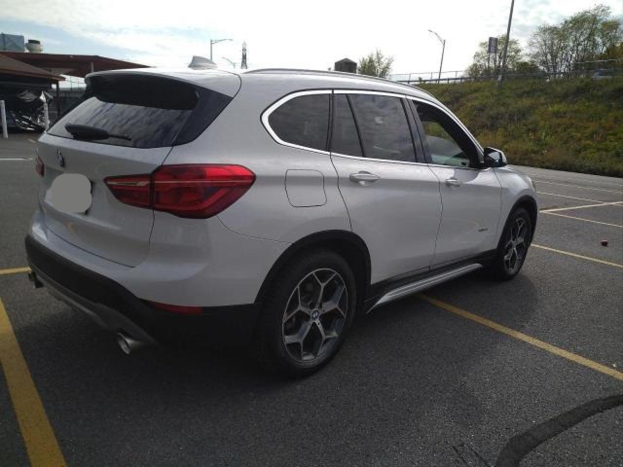 2016 BMW X1 xDrive28I - Фото 4