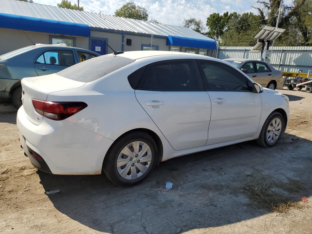 2019 Kia Rio S - Фото 3
