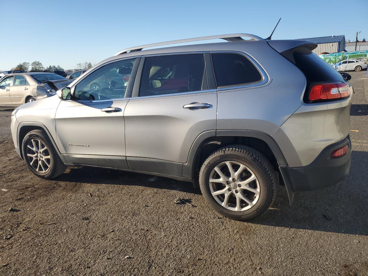 2017 Jeep Cherokee Latitude - Фото 2