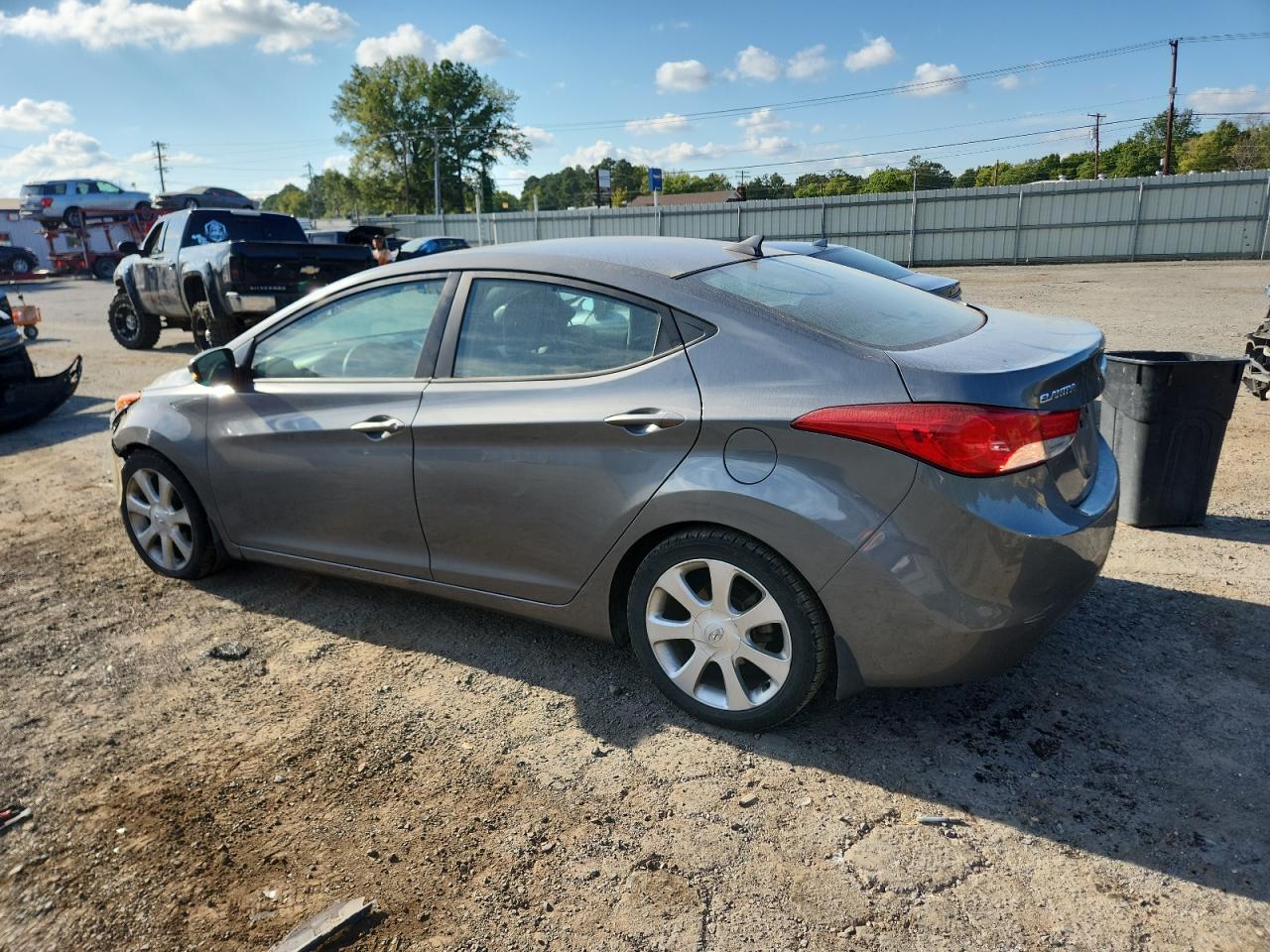 2013 Hyundai Elantra Gls - Image 2