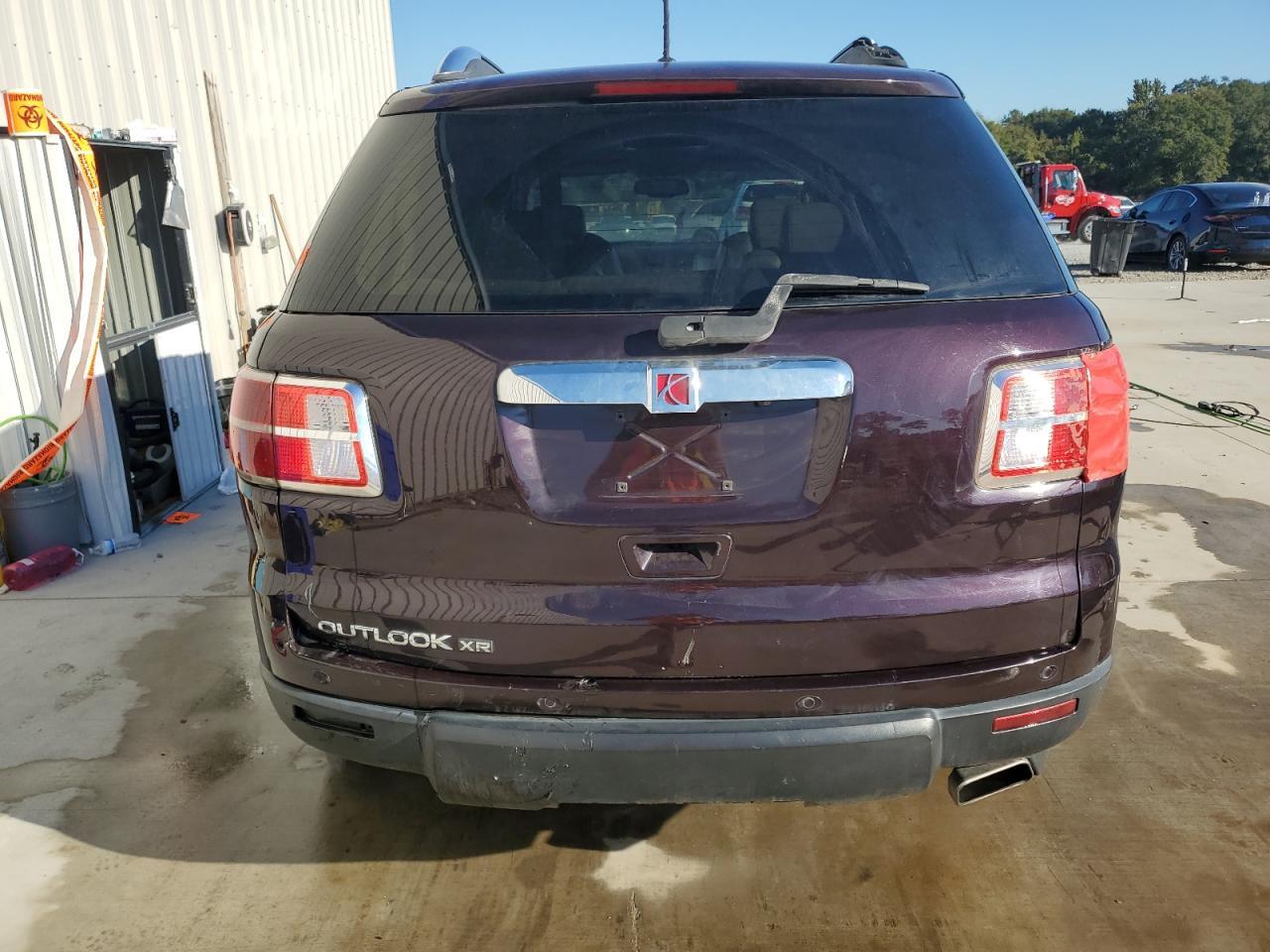 2008 Saturn Outlook Xr - Image 6