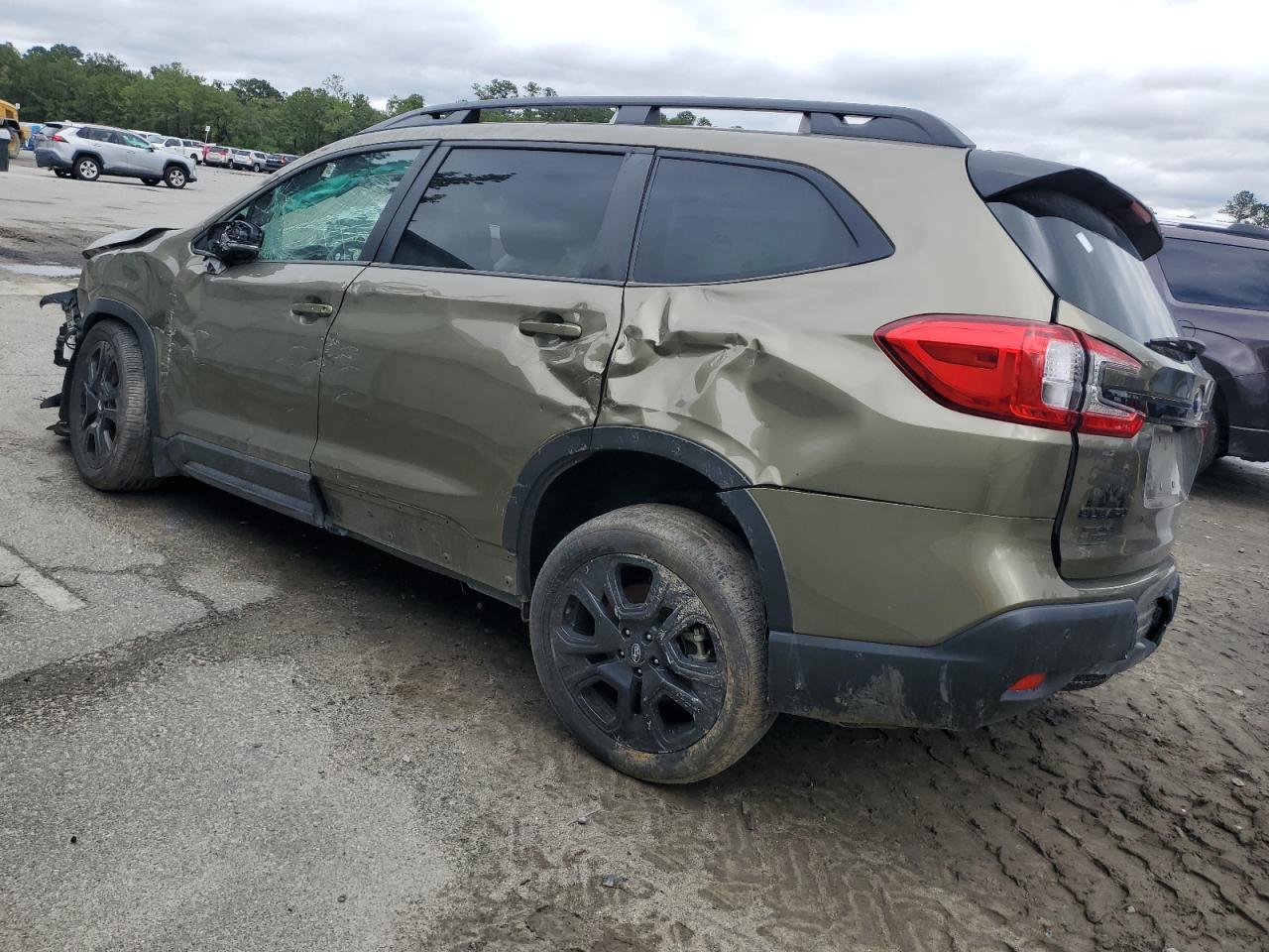 2024 Subaru Ascent Onyx Edition - Image 2