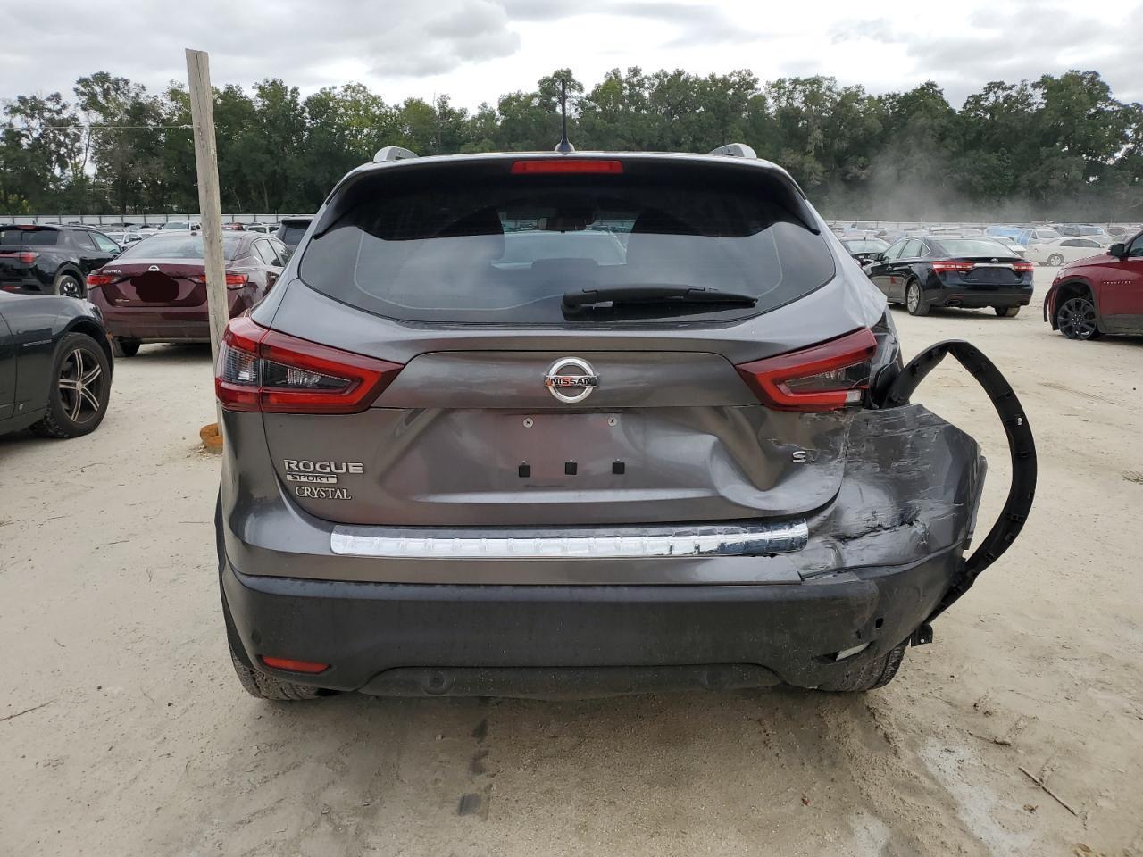 2020 Nissan Rogue Sport S - Image 6