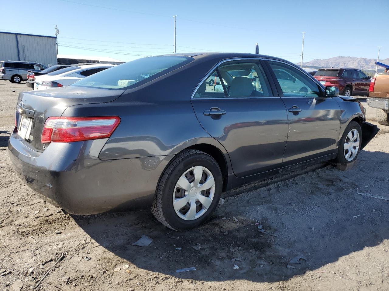 2009 Toyota Camry Base - Фото 3
