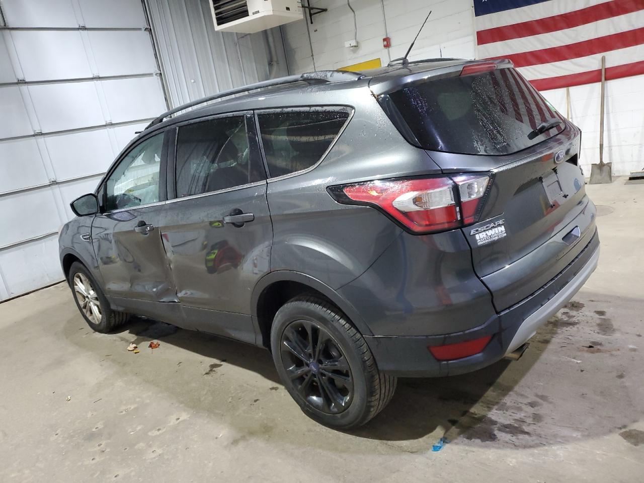 2018 Ford Escape Se - Фото 2