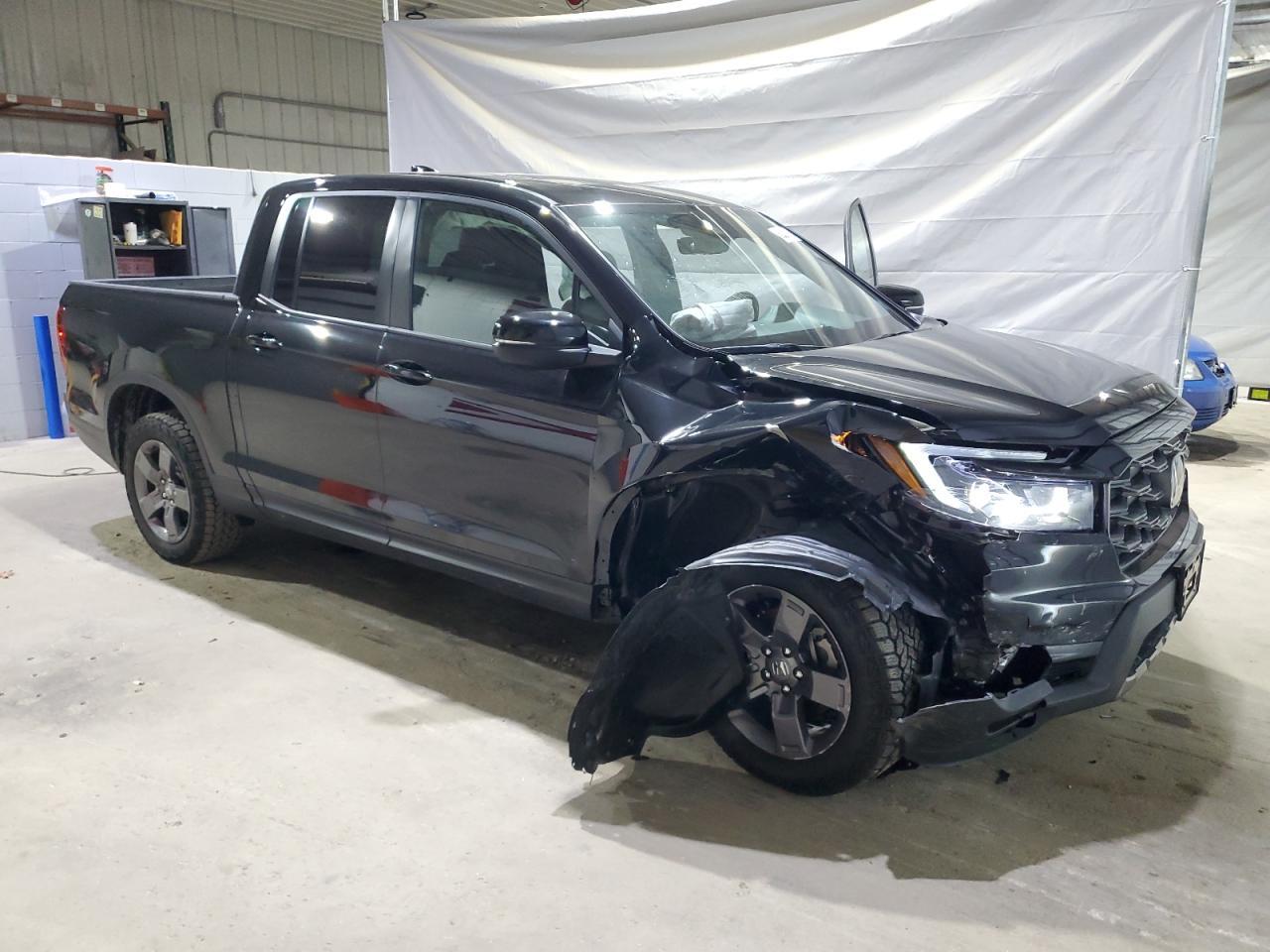 2025 Honda Ridgeline Trail Sport - Image 4