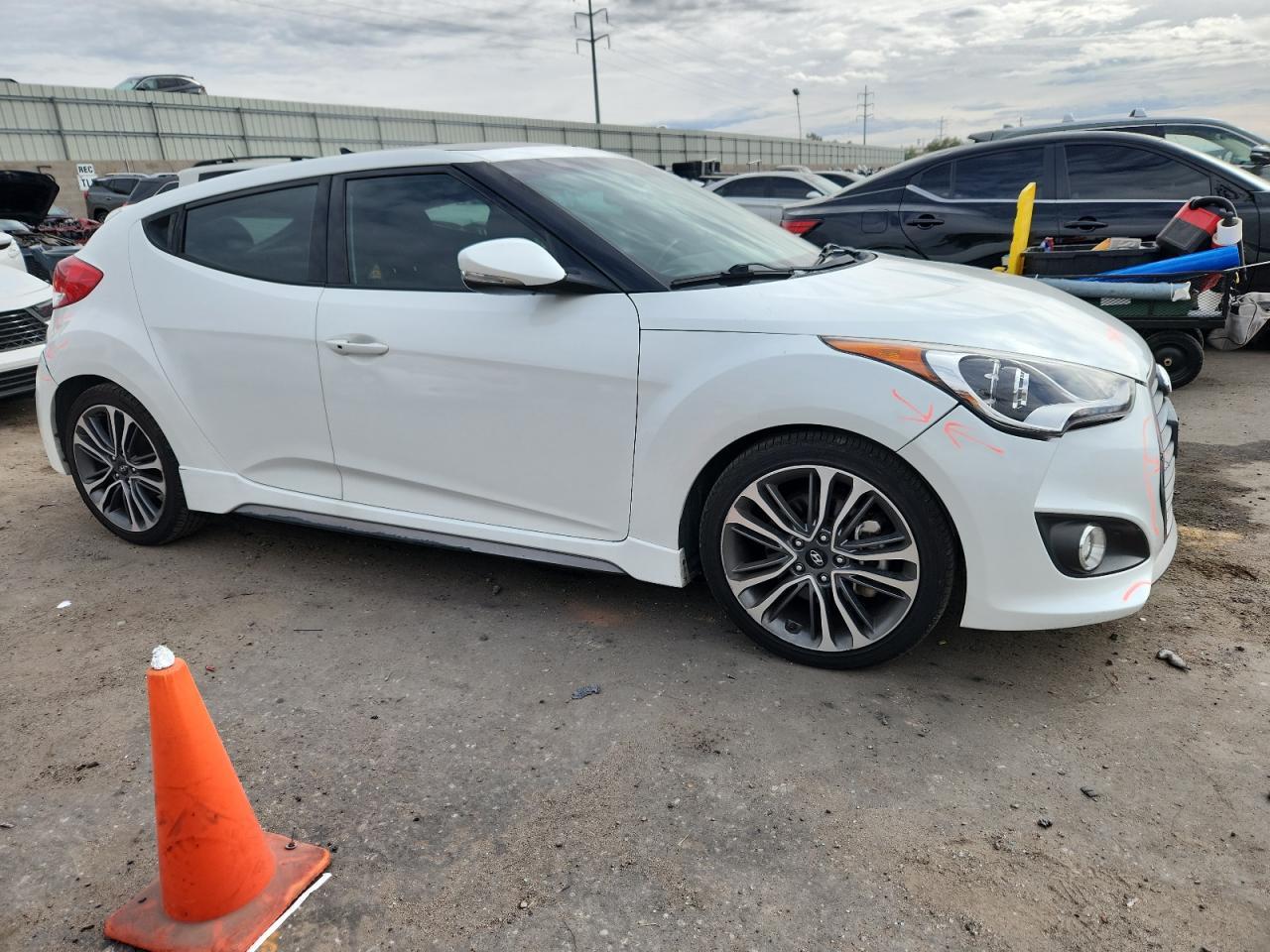 2017 Hyundai Veloster Turbo - Фото 4
